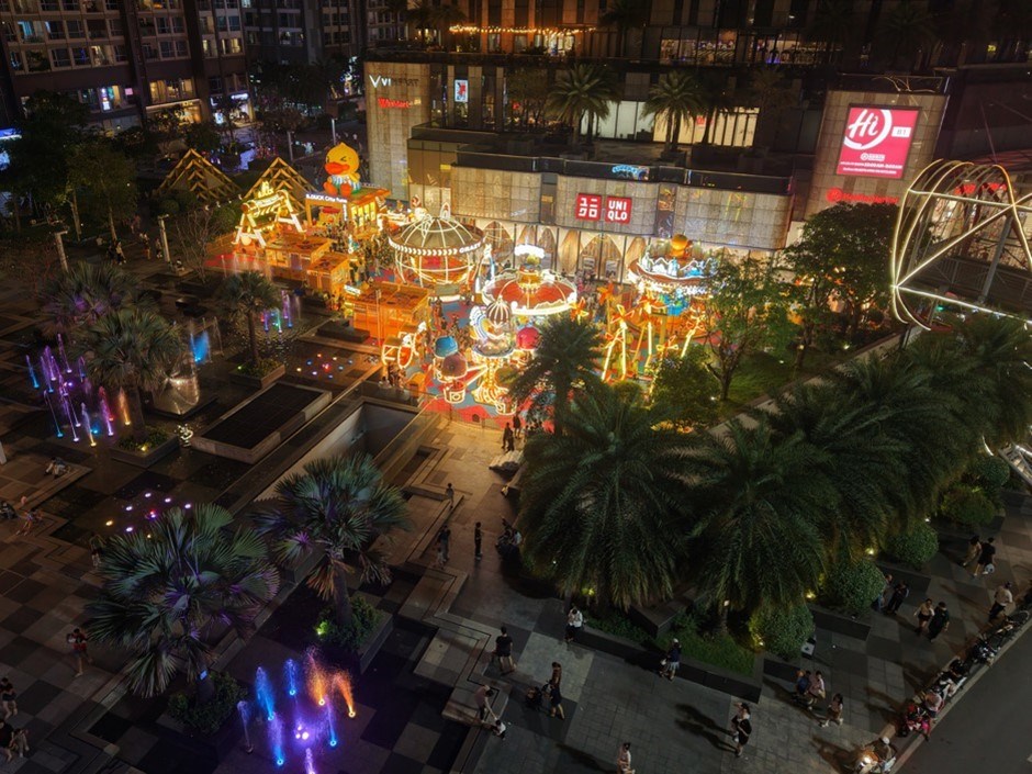 “Trung tâm countdown họ Vin” vững vàng vị thế điểm đến quốc dân - ảnh 7