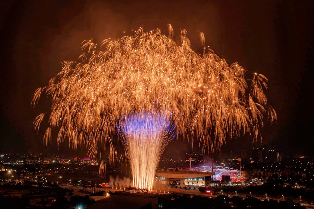 Từ Phú Quốc, Đà Nẵng, Sun Group mang cả bầu trời pháo hoa đỉnh cao ra Thủ đô - ảnh 9