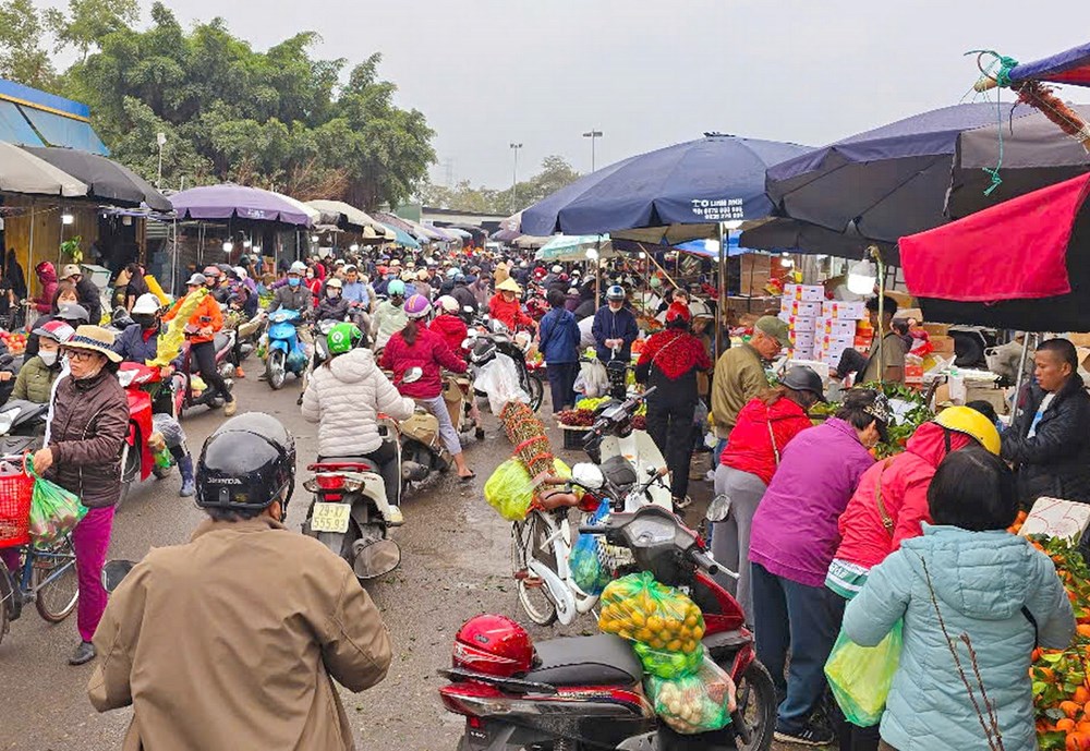 Áp lực giao thông giáp Tết: Giải pháp nào hữu hiệu để giảm tai nạn và ùn tắc? - ảnh 1
