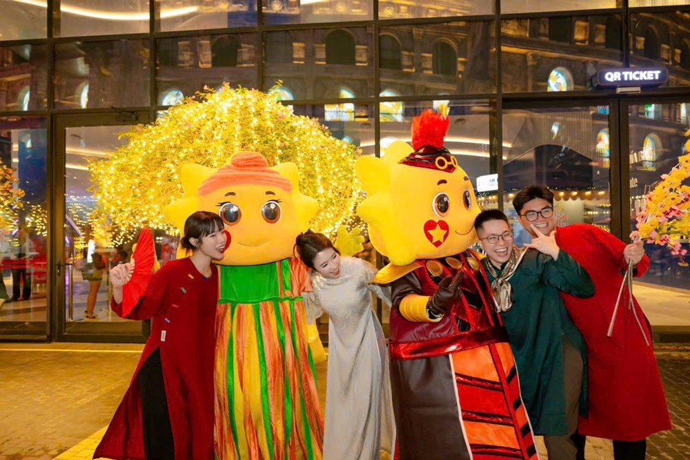 Nam đảo Phú Quốc rợp cờ hoa, bừng pháo hoa mừng Tết Nguyên đán - ảnh 6