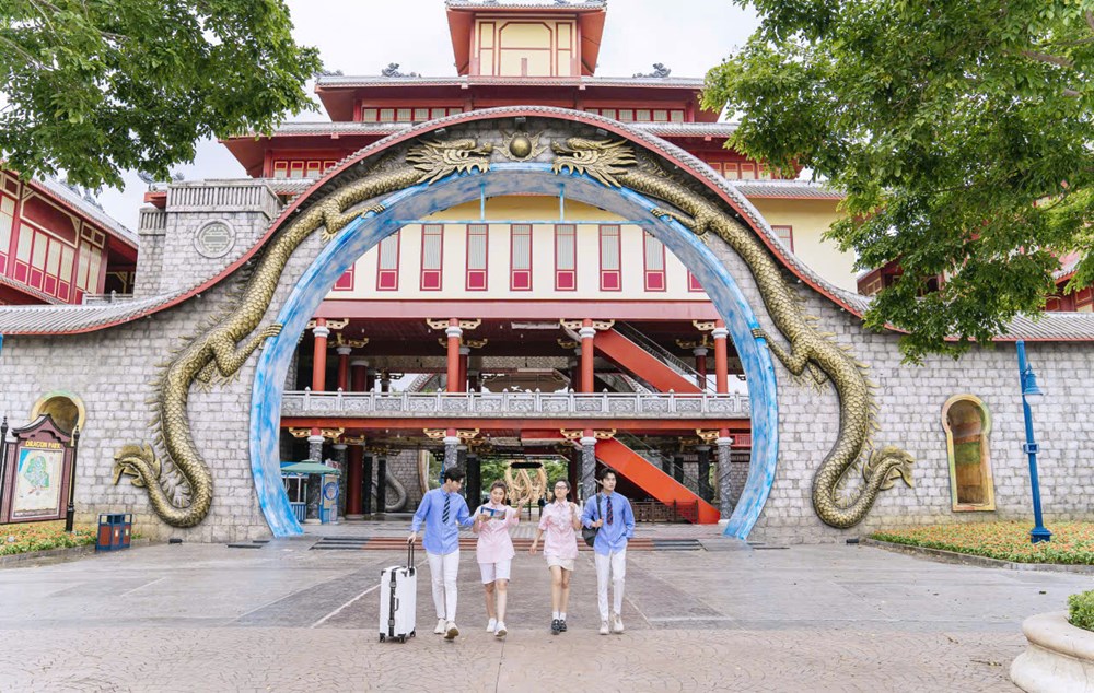 Công viên Rồng Sun World Ha Long mở cửa trở lại, giá vé chỉ 150.000 đồng  - ảnh 1