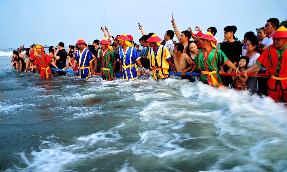 Sôi động Lễ hội Dinh Cô Long Hải năm 2026 - ảnh 3