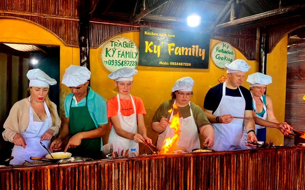 Từ trào lưu đến chiến lược sống còn - ảnh 2