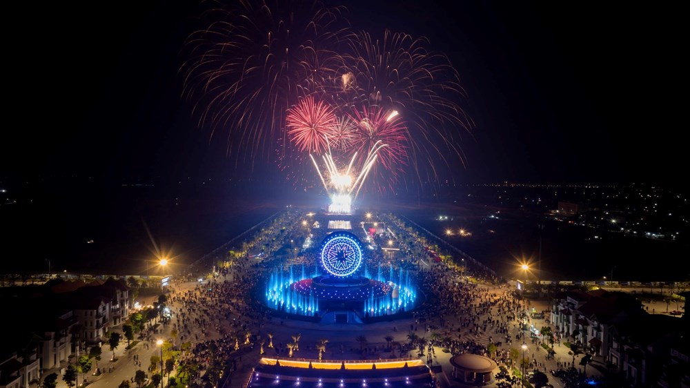 Điểm danh những điểm đến hot nhất trong 2 kỳ nghỉ lễ kéo dài 7 ngày - ảnh 7