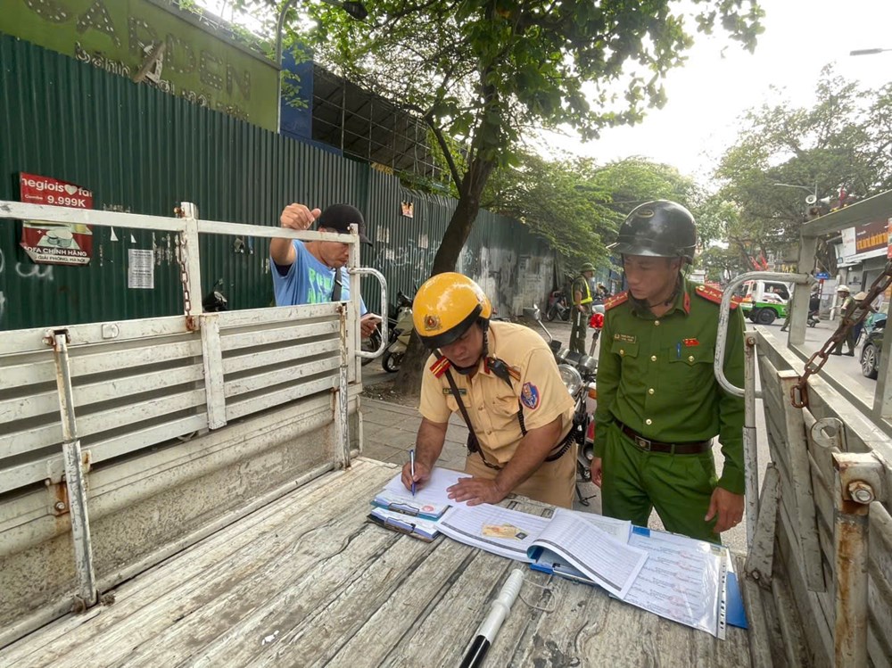 Hà Nội đảm bảo đủ phương tiện vận chuyển hành khách dịp nghỉ Lễ 30.4 và 1.5 - ảnh 2