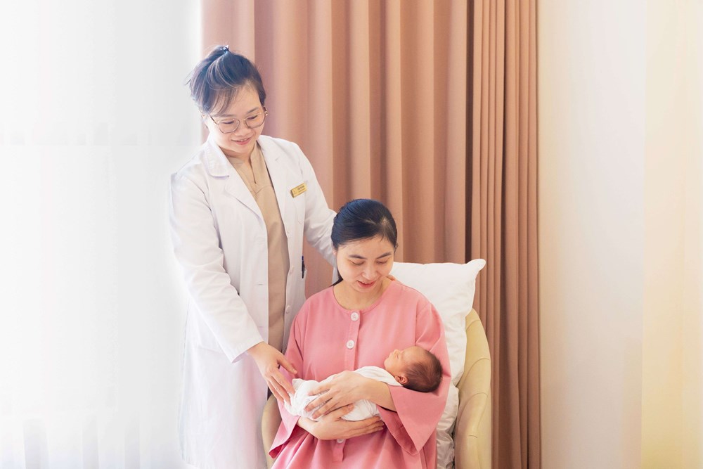 Gần 50 ngày Vinmec Smart City giữ thai cho sản phụ IVF giữa “vòng vây” biến chứng - ảnh 1