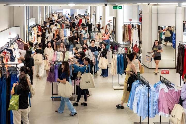  Vincom Red Sale 2026 khởi động “đường đua” mua sắm lớn với loạt ưu đãi tới 70% - ảnh 11