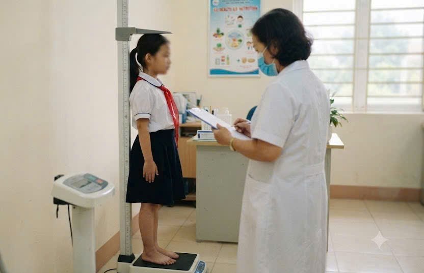 Khám sức khỏe đầu năm cho học sinh gồm những gì, dữ liệu được lưu ở đâu? - ảnh 1