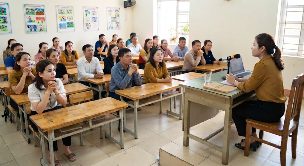 Từ 15.11, hội phụ huynh không được thu tiền hỗ trợ - ảnh 1