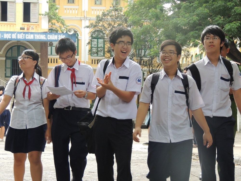 Học sinh không đỗ lớp 10 công lập vẫn được bảo đảm cơ hội học tiếp  - ảnh 1