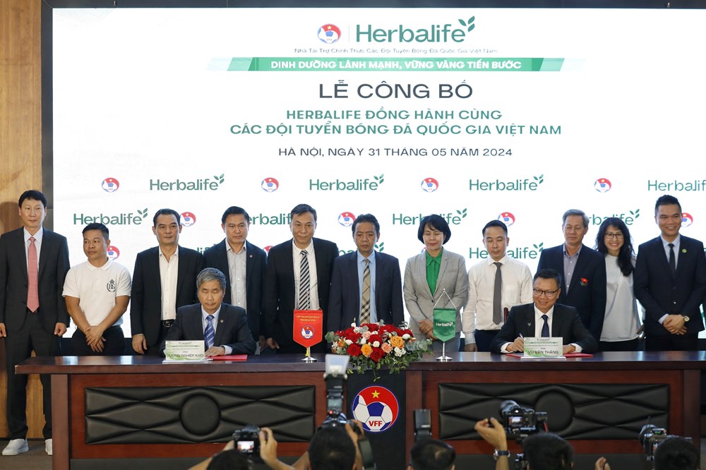 VFF công bố nhà tài trợ cho các đội tuyển bóng đá Việt Nam - ảnh 1