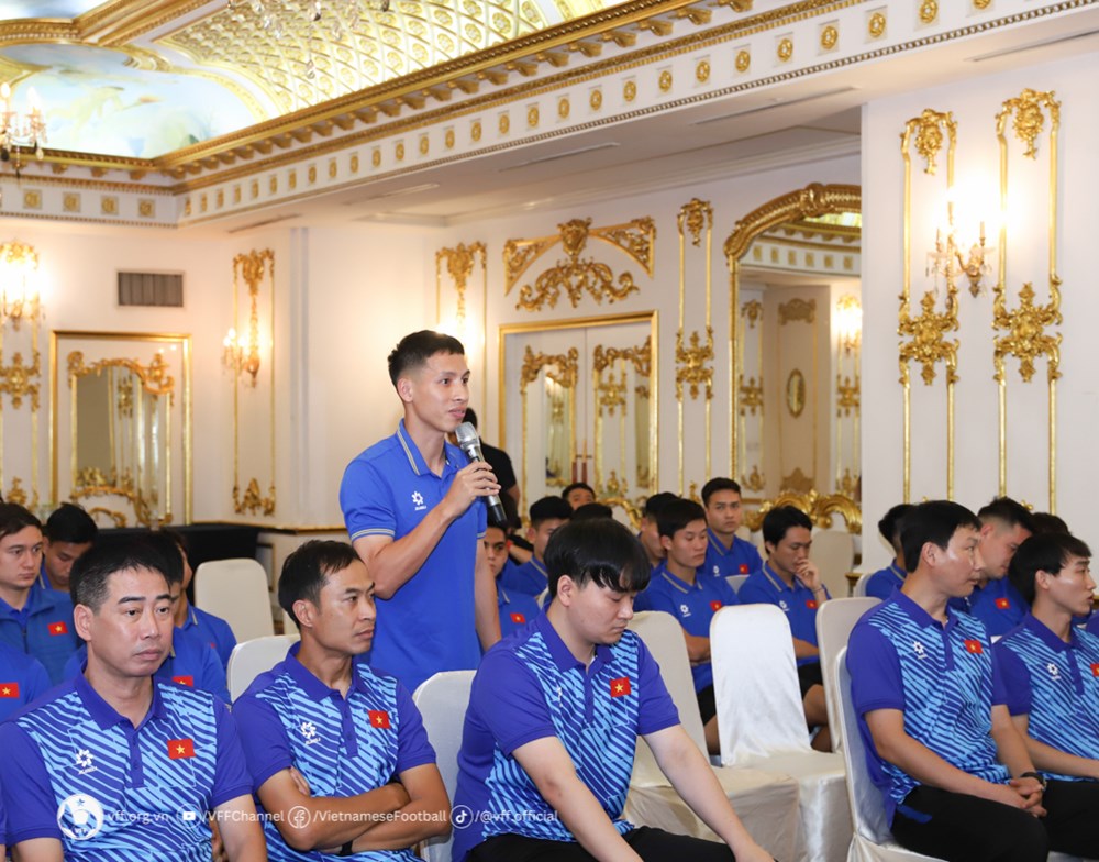 Toàn đội cùng nhau cố gắng để chiến thắng trong trận gặp Philippines và Iraq - ảnh 2
