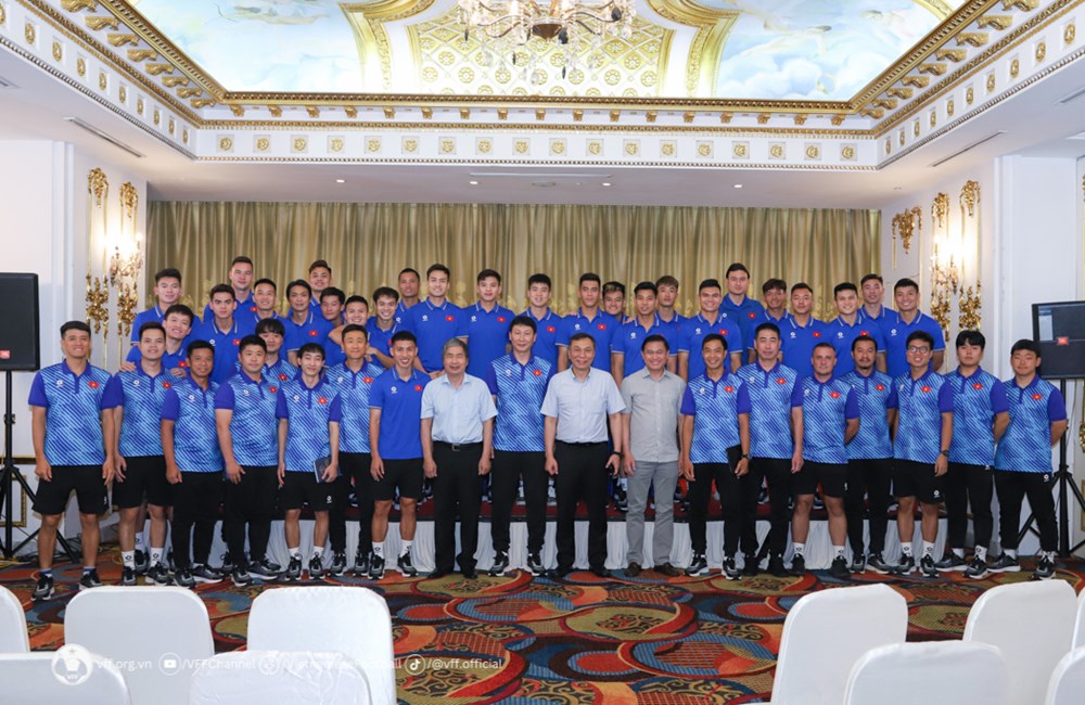 Toàn đội cùng nhau cố gắng để chiến thắng trong trận gặp Philippines và Iraq - ảnh 3