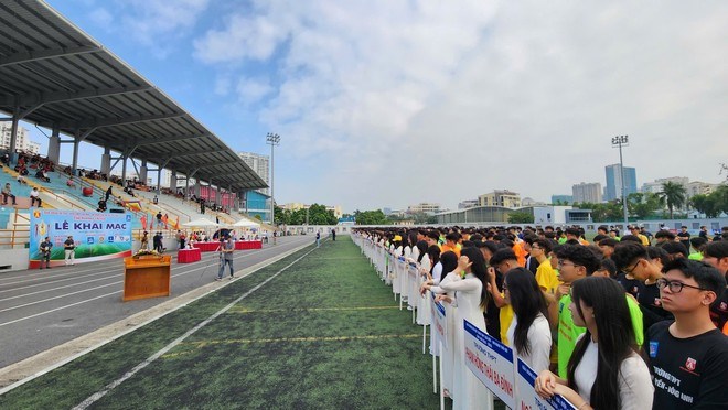 Khai mạc Giải bóng đá học sinh THPT Hà Nội - An ninh Thủ đô 2024 - ảnh 1