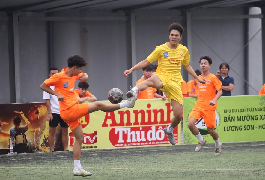 Khai mạc Giải bóng đá học sinh THPT Hà Nội - An ninh Thủ đô 2024 - ảnh 3