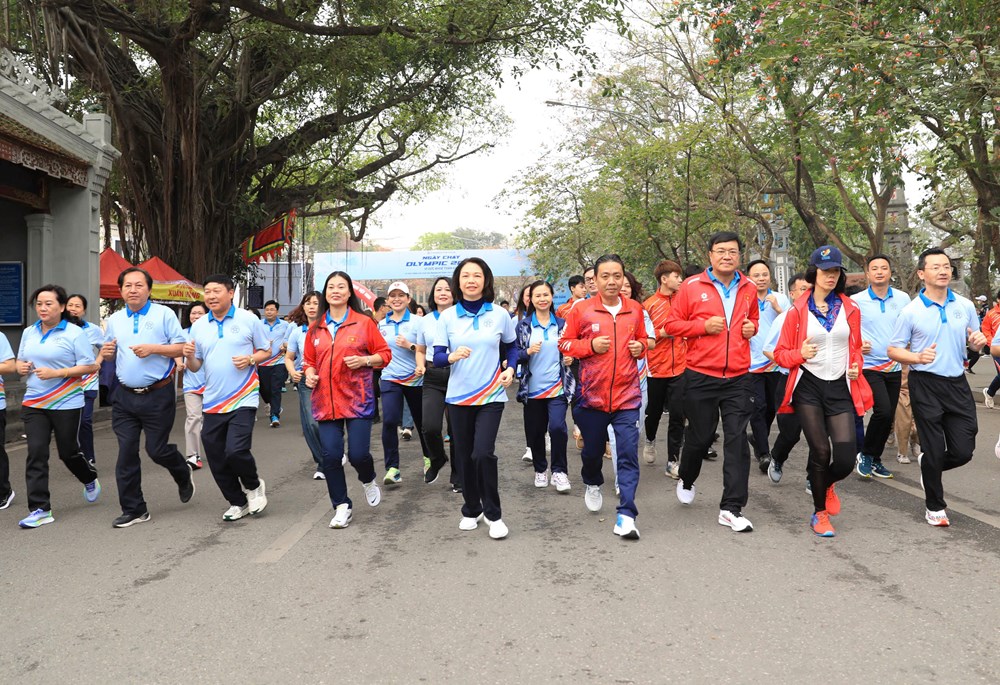 4.000 người tham gia Ngày chạy Olympic vì sức khỏe toàn dân - ảnh 3