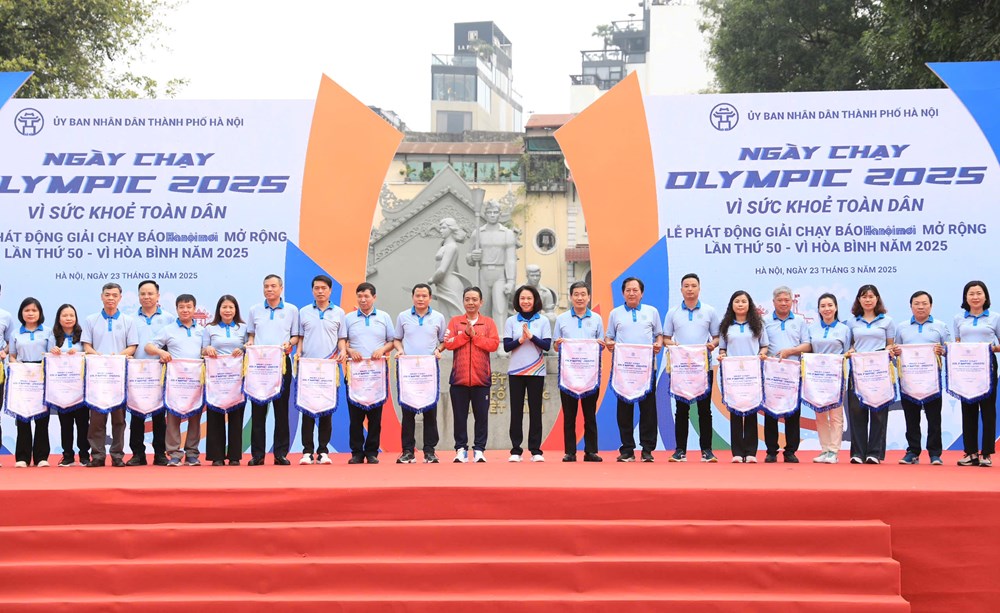 4.000 người tham gia Ngày chạy Olympic vì sức khỏe toàn dân - ảnh 1