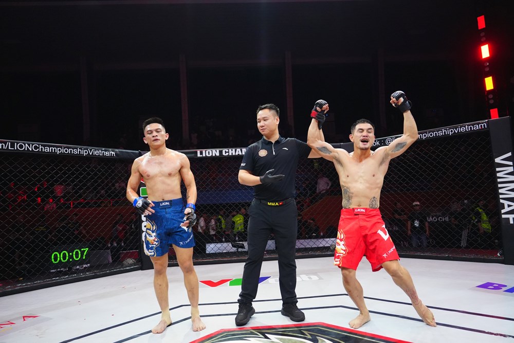 Khởi đầu mùa giải MMA 2025 đầy kịch tính - ảnh 5