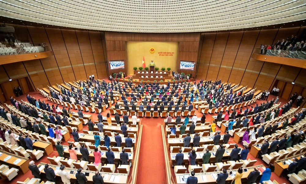 Quốc hội tranh luận sôi nổi về dạy thêm, học thêm - ảnh 1