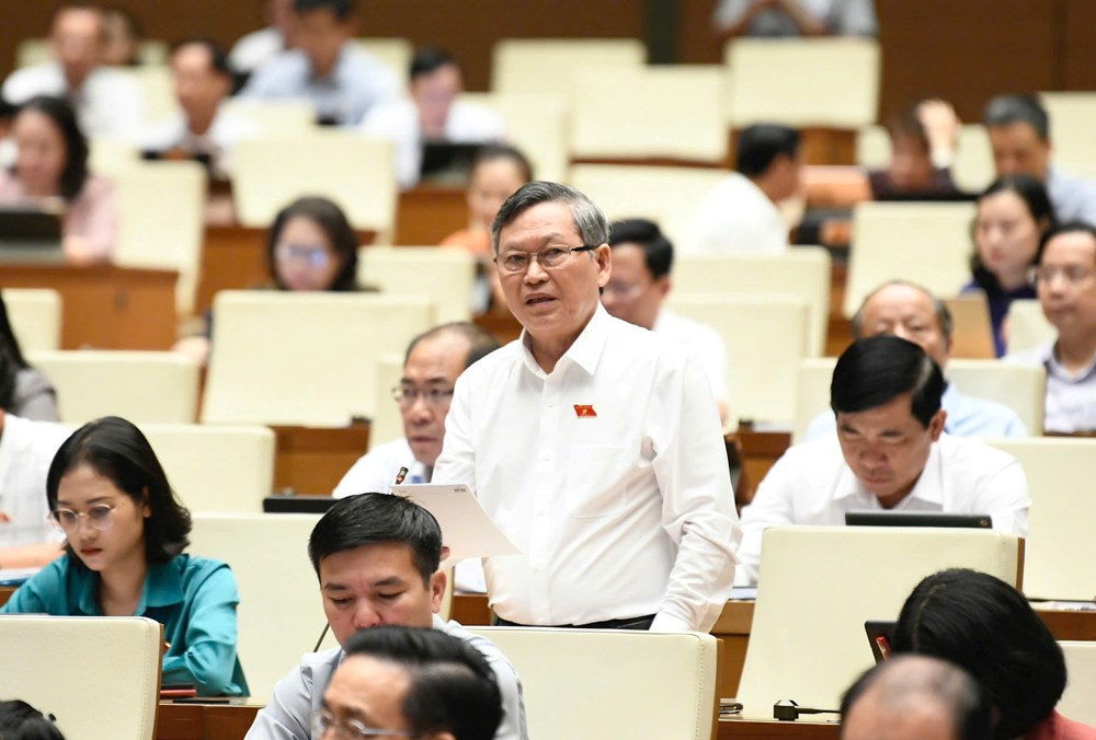 Quốc hội tranh luận sôi nổi về dạy thêm, học thêm - ảnh 2
