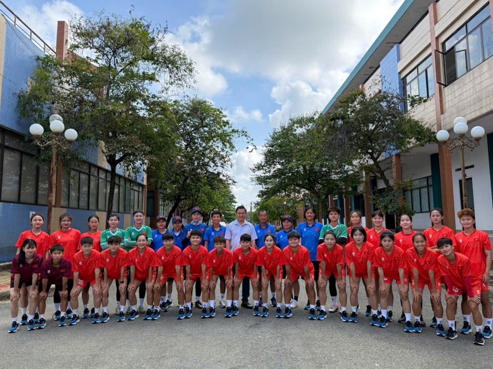 Đội tuyển nữ tích cực tập luyện chuẩn bị cho Giải vô địch U19 nữ Đông Nam Á - ảnh 1