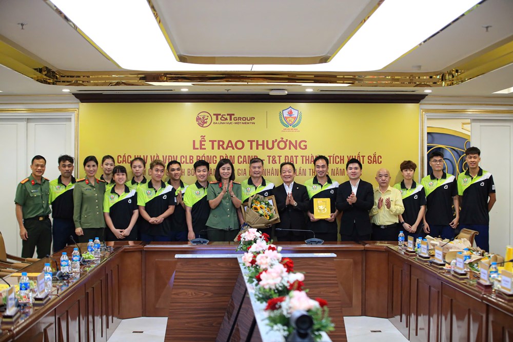 T&T Group trao thưởng hơn 1,2 tỉ đồng cho CLB Bóng bàn CAND-T&T - ảnh 3