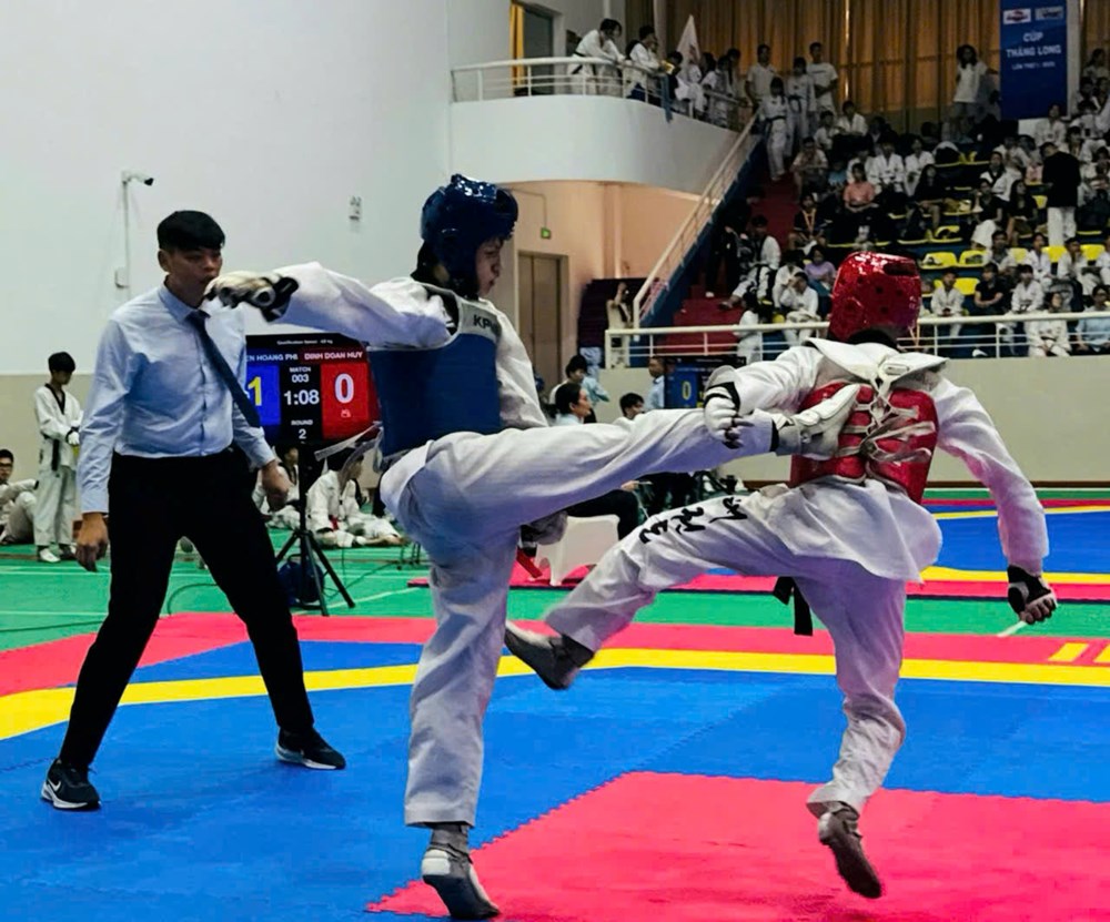 Hơn 1.000 võ sĩ tham dự Festival Taekwondo Hà Nội mở rộng – Cúp Thăng Long - ảnh 1