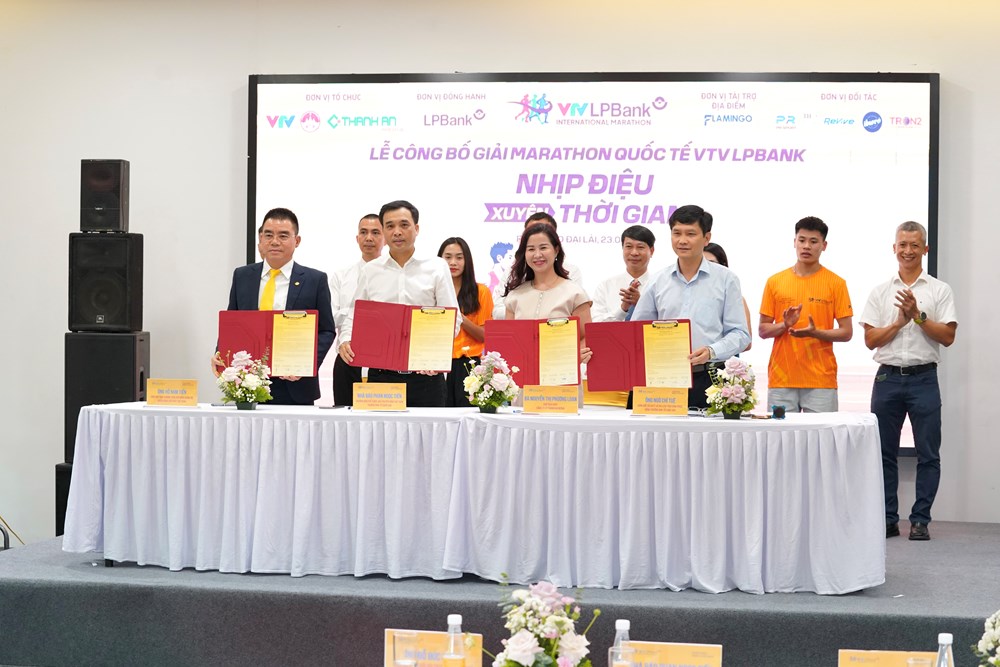 Khởi động giải Marathon Quốc tế VTV LP Bank – Nhịp điệu xuyên thời gian 2025 - ảnh 1