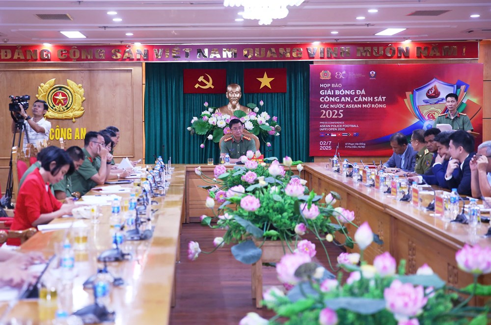 Lan tỏa hình ảnh chiến sĩ công an các nước ASEAN - ảnh 4