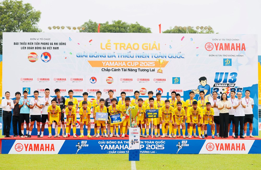 Thắng SLNA, đội U13 Nam Định lần đầu đăng quang giải bóng đá vô địch U13 Quốc gia - ảnh 2