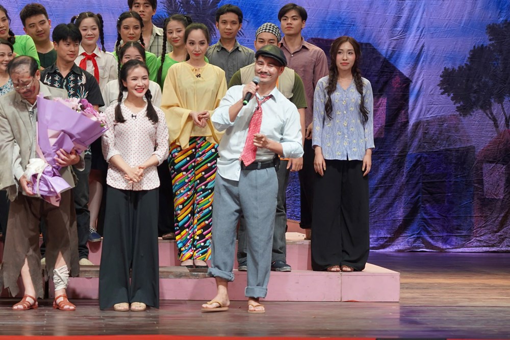 Cháy vé, khán giả đổ xô đến rạp - ảnh 5