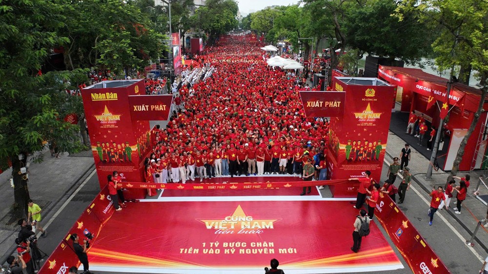 Hơn 1 triệu người tham gia đi bộ vì một Việt Nam hùng cường tiến vào kỷ nguyên mới - ảnh 4
