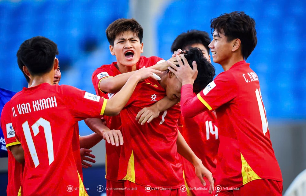 Đội dự tuyển U18 Việt Nam chuẩn bị cho giải quốc tế Seoul Eou Cup 2025 - ảnh 1