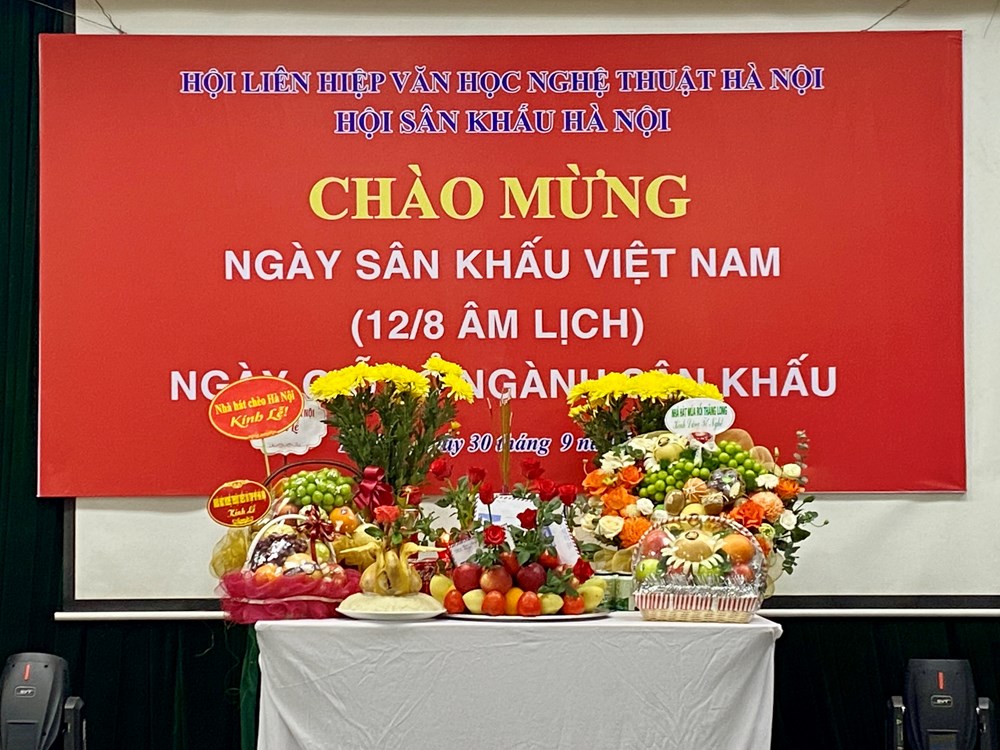 Tri ân tổ nghiệp, khẳng định sức sống nghệ thuật Thủ đô - ảnh 2