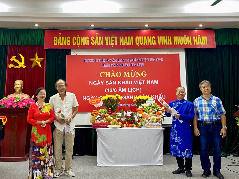 Tri ân tổ nghiệp, khẳng định sức sống nghệ thuật Thủ đô - ảnh 3