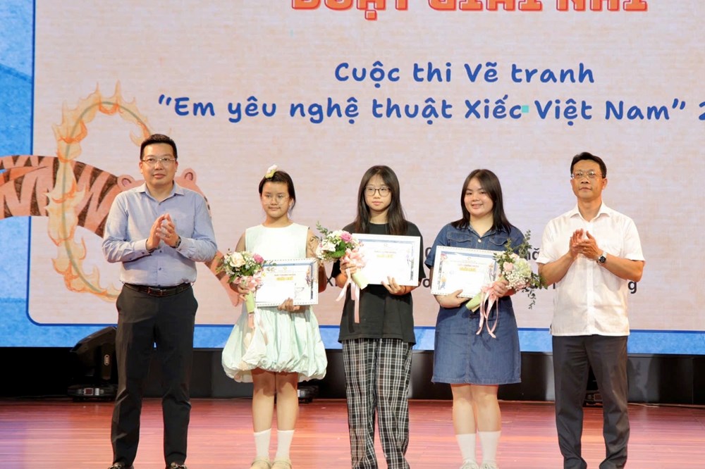 Trao giải cuộc thi vẽ tranh “Em yêu nghệ thuật xiếc Việt Nam 2025” - ảnh 2