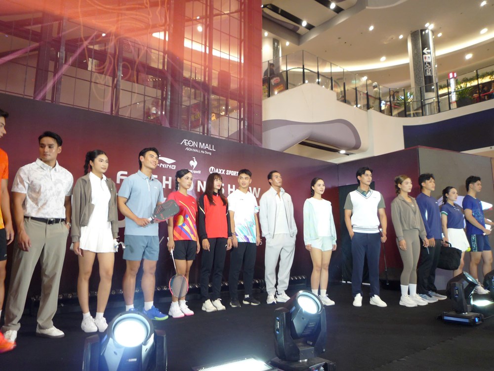 Isaac và dàn sao thể thao Việt Nam khuấy động bầu không khí của AEON Mall Hà Đông - ảnh 3