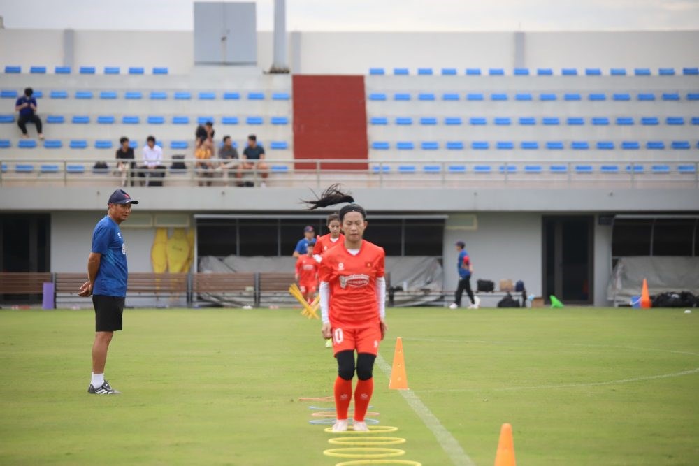 Đội tuyển nữ Việt Nam tăng tốc chuẩn bị cho SEA Games 33 - ảnh 2