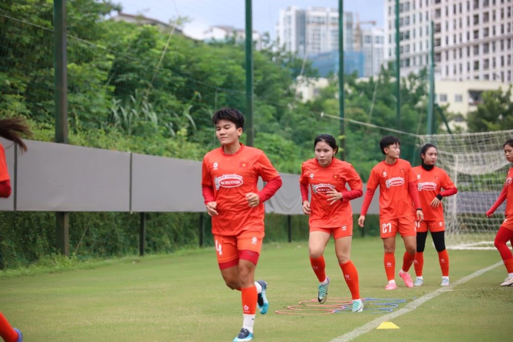 Đội tuyển nữ Việt Nam tăng tốc chuẩn bị cho SEA Games 33 - ảnh 3