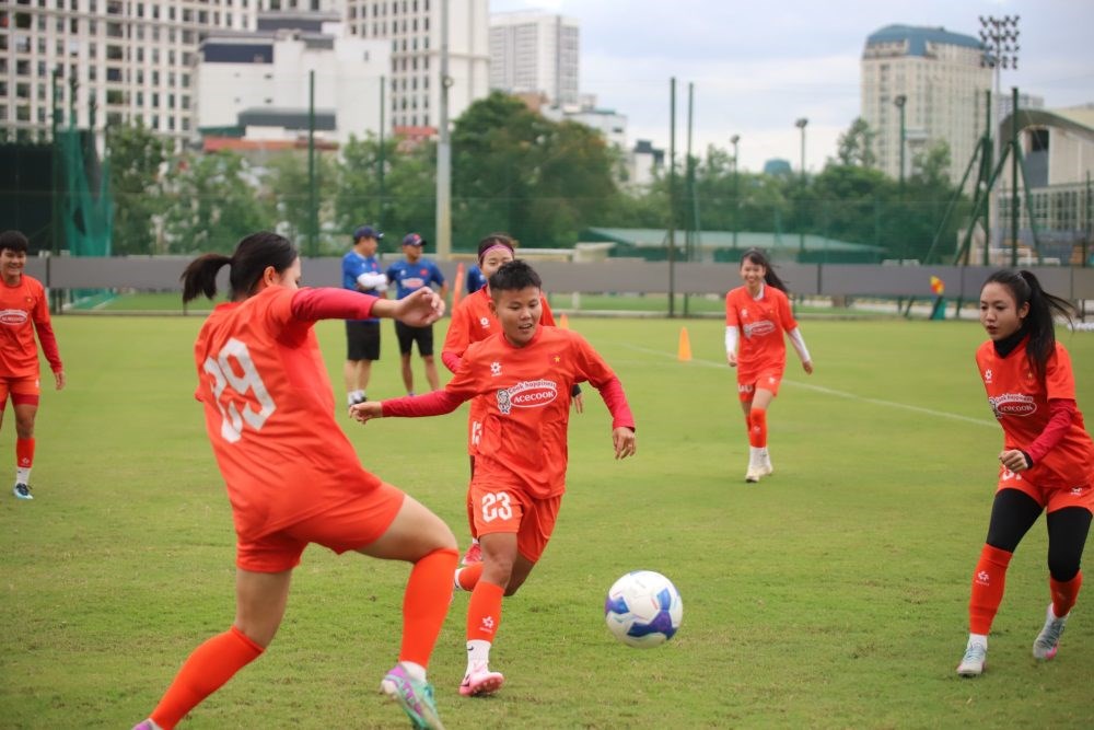 Đội tuyển nữ Việt Nam tăng tốc chuẩn bị cho SEA Games 33 - ảnh 1