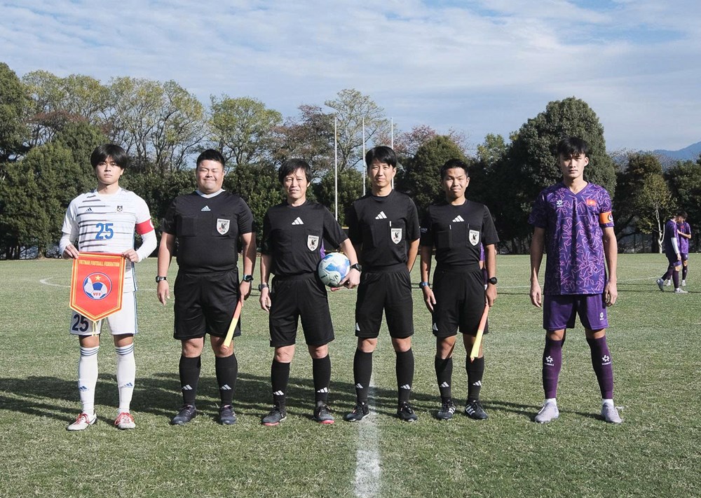 U17 Việt Nam chia điểm 1-1 với Đại học Matsuyama ở trận tập huấn thứ hai - ảnh 1