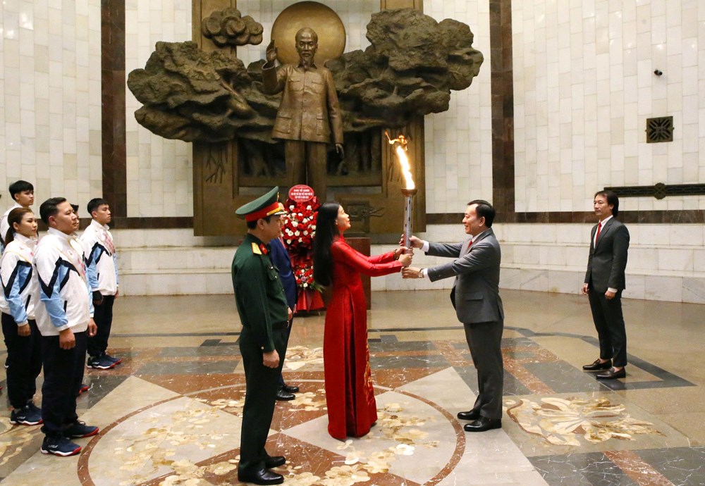 Hà Nội tổ chức lễ xin lửa thắp đuốc Đại hội Thể dục Thể thao Thủ đô lần thứ XI - ảnh 4