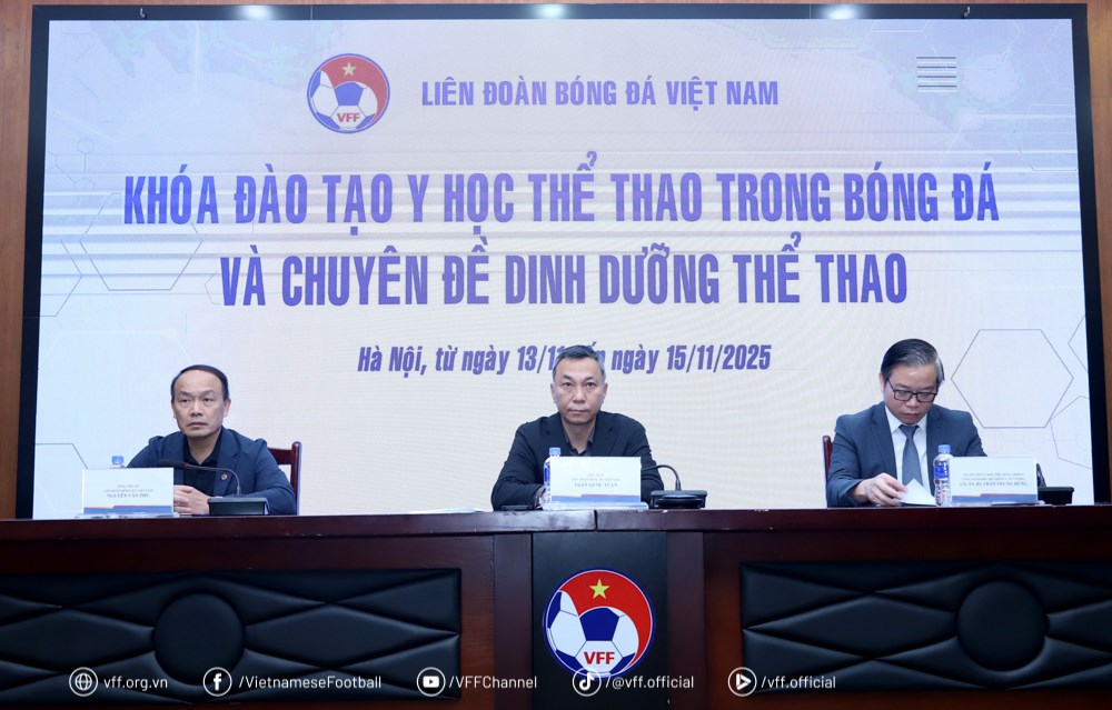 Khai mạc khoá đào tạo y học thể thao trong bóng đá và chuyên đề dinh dưỡng thể thao - ảnh 1