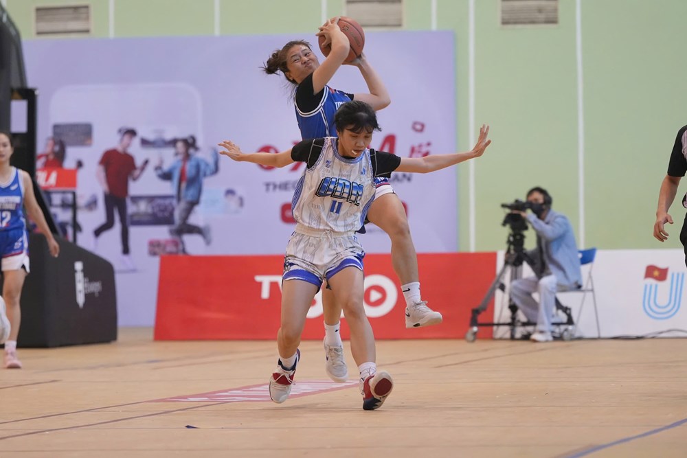 2 trận chung kết hấp dẫn khép lại Giải Bóng rổ sinh viên toàn quốc 2025  - ảnh 1