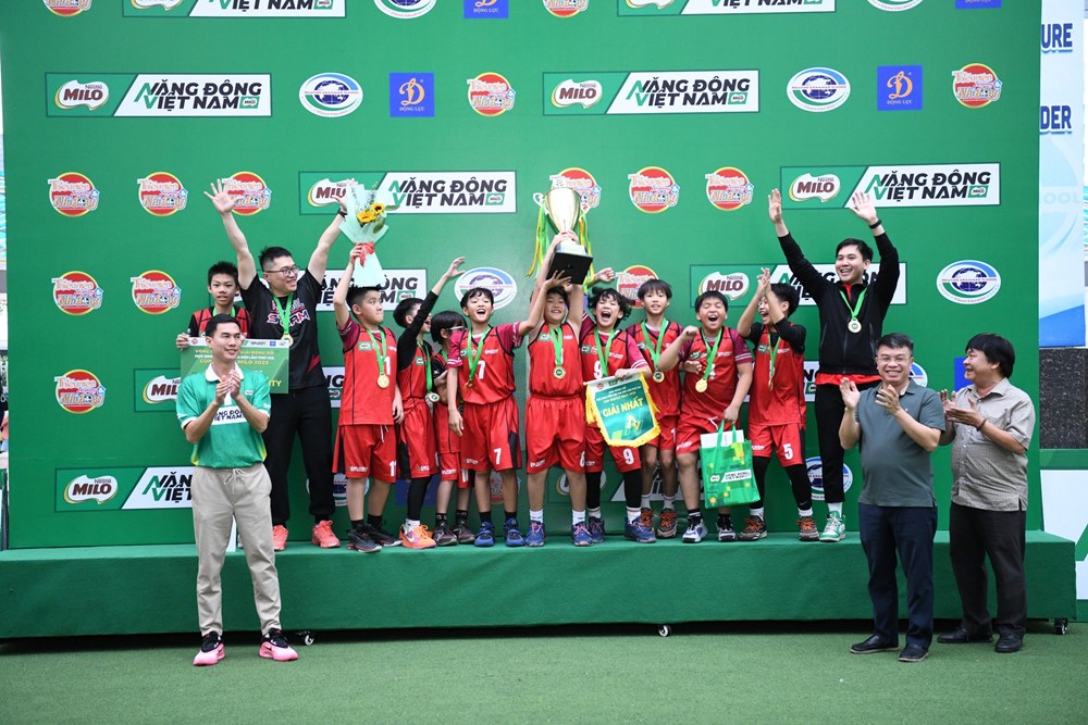 Bế mạc Giải Bóng rổ học sinh tiểu học Hà Nội - ảnh 1