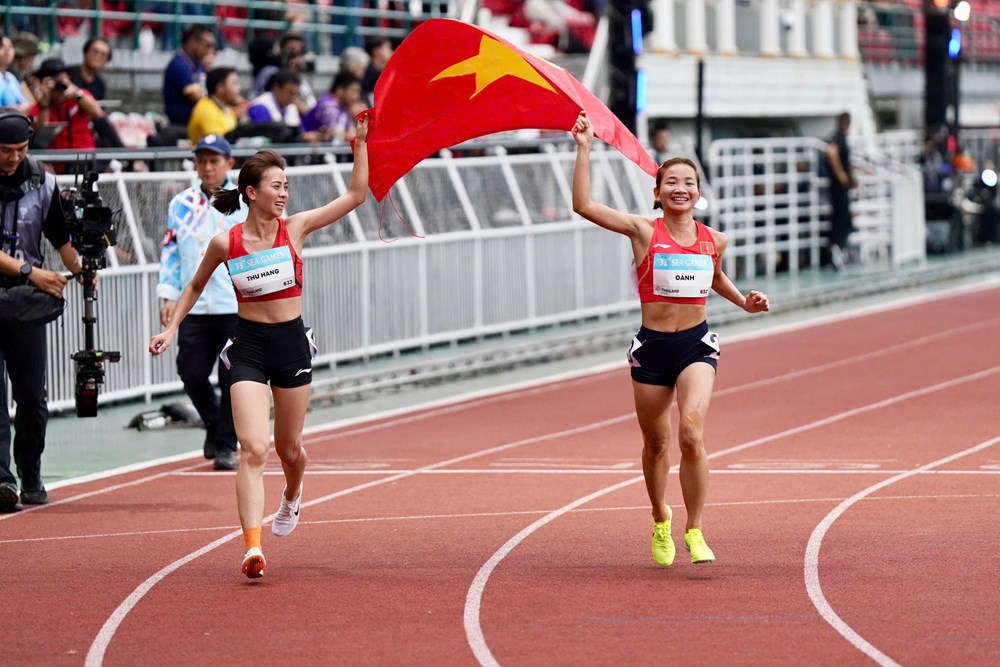 Nguyễn Thị Oanh hoàn thành cú hat-trick HCV tại SEA Games 33 - ảnh 1