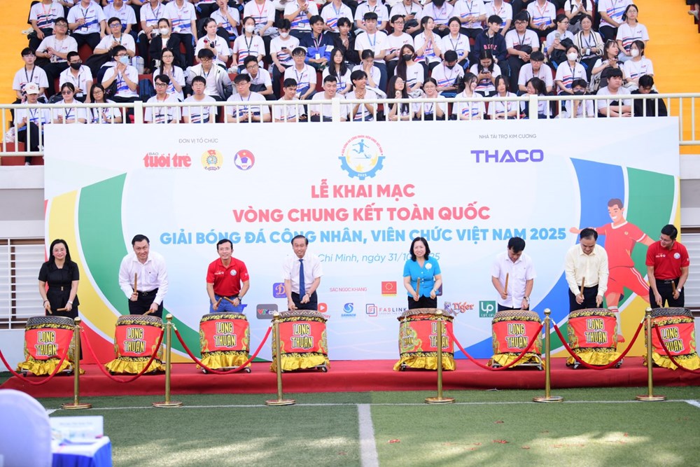 Lan tỏa giá trị nhân văn từ phong trào thi đua yêu nước của ngành VHTTDL - ảnh 1