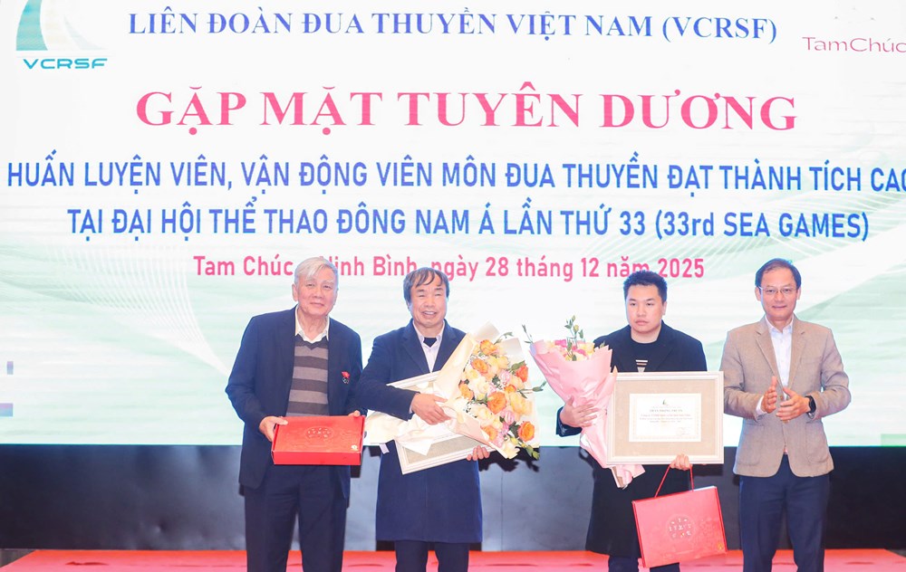Trao thưởng 312 triệu đồng tôn vinh những tấm huy chương xuất sắc của Đua thuyền Việt Nam - ảnh 3