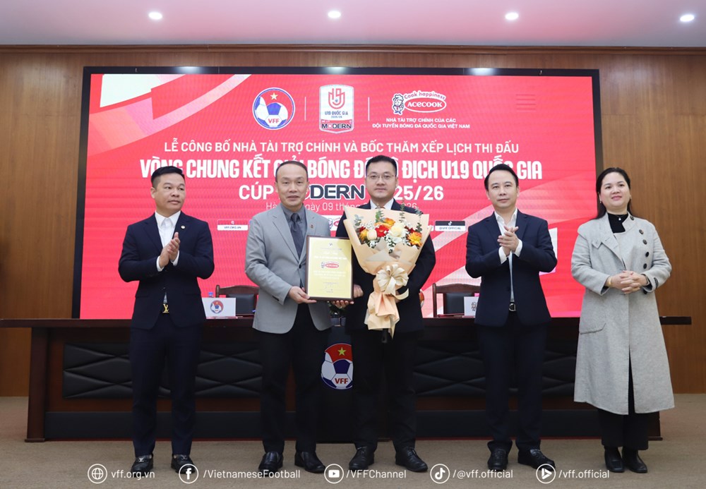 Hứa hẹn cuộc đua gay cấn - ảnh 1