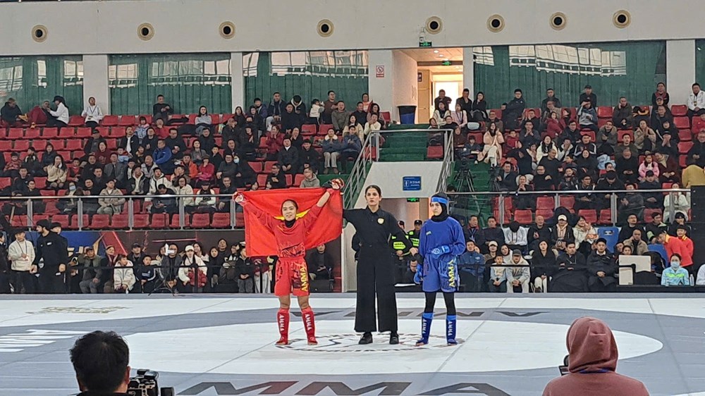 Võ sĩ Lò Thị Phung hạ đối thủ sau 51 giây, giành HCV MMA châu Á  - ảnh 3